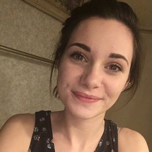 Meet your Posher, Kelsie